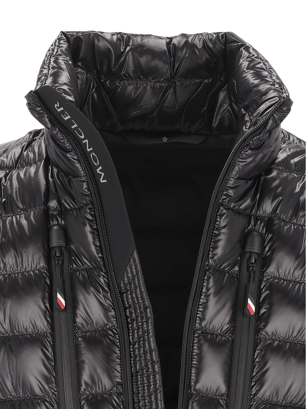 Moncler Grenoble Hers Coats - Nero | 7c920dc1271b5ef4f1eaef3fe60bc88e5cc1728d
