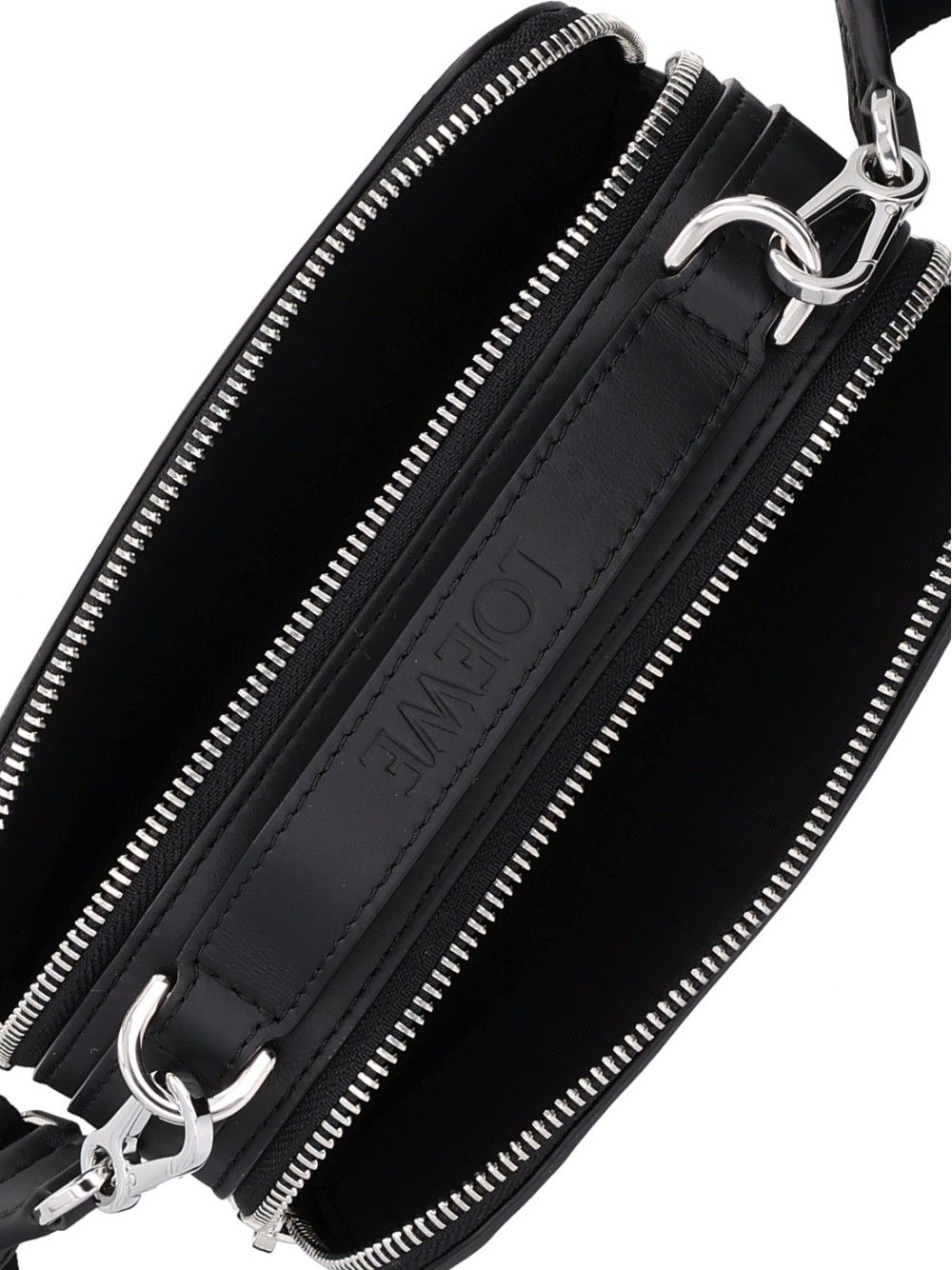 Loewe Mini Camera Crossbody Bag Crossbody Bags - Nero | 73072c7f95489d3ac21c788393aafdd20a321520