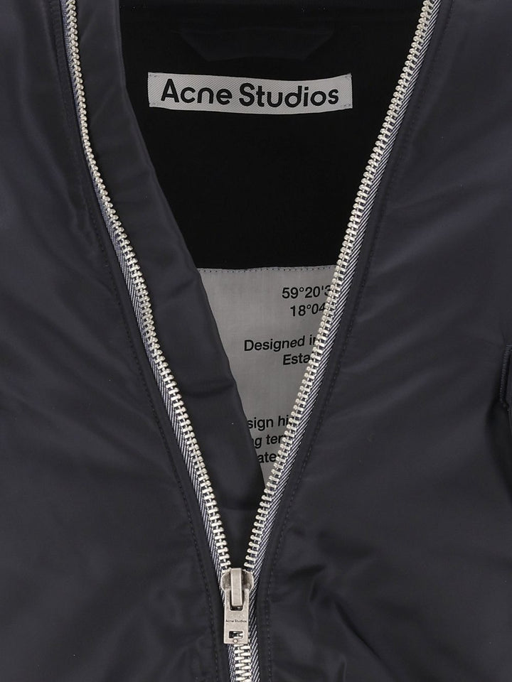 Acne Studios Nylon Bomber Jacket Giacche - Blu | e20afbc141659adc91f729242e65a9204e21ee6a