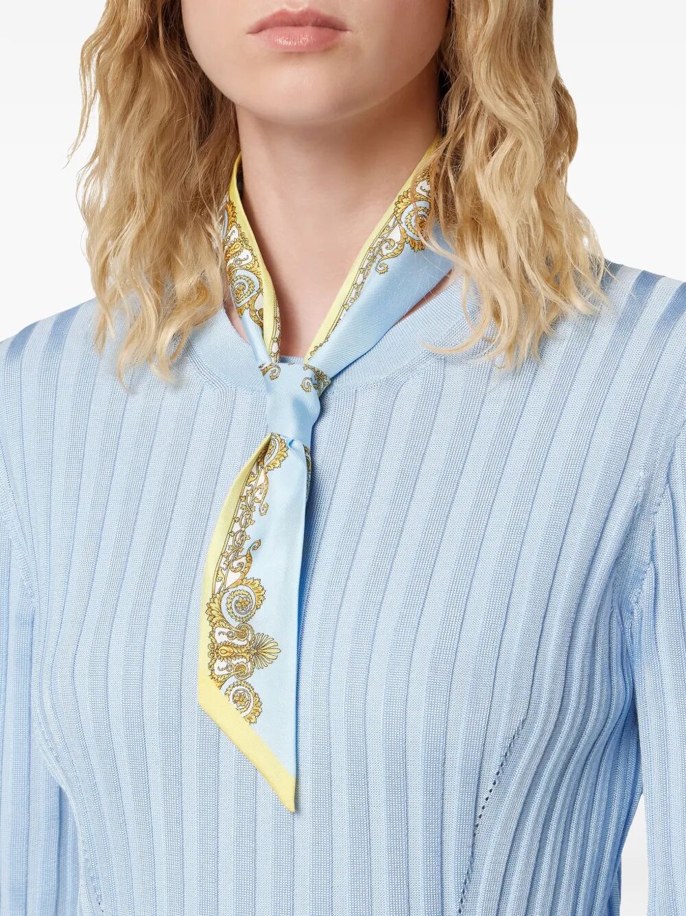 Versace Foulards - Blu | 4c81935220368b241fc3292b198150f2aa85230d