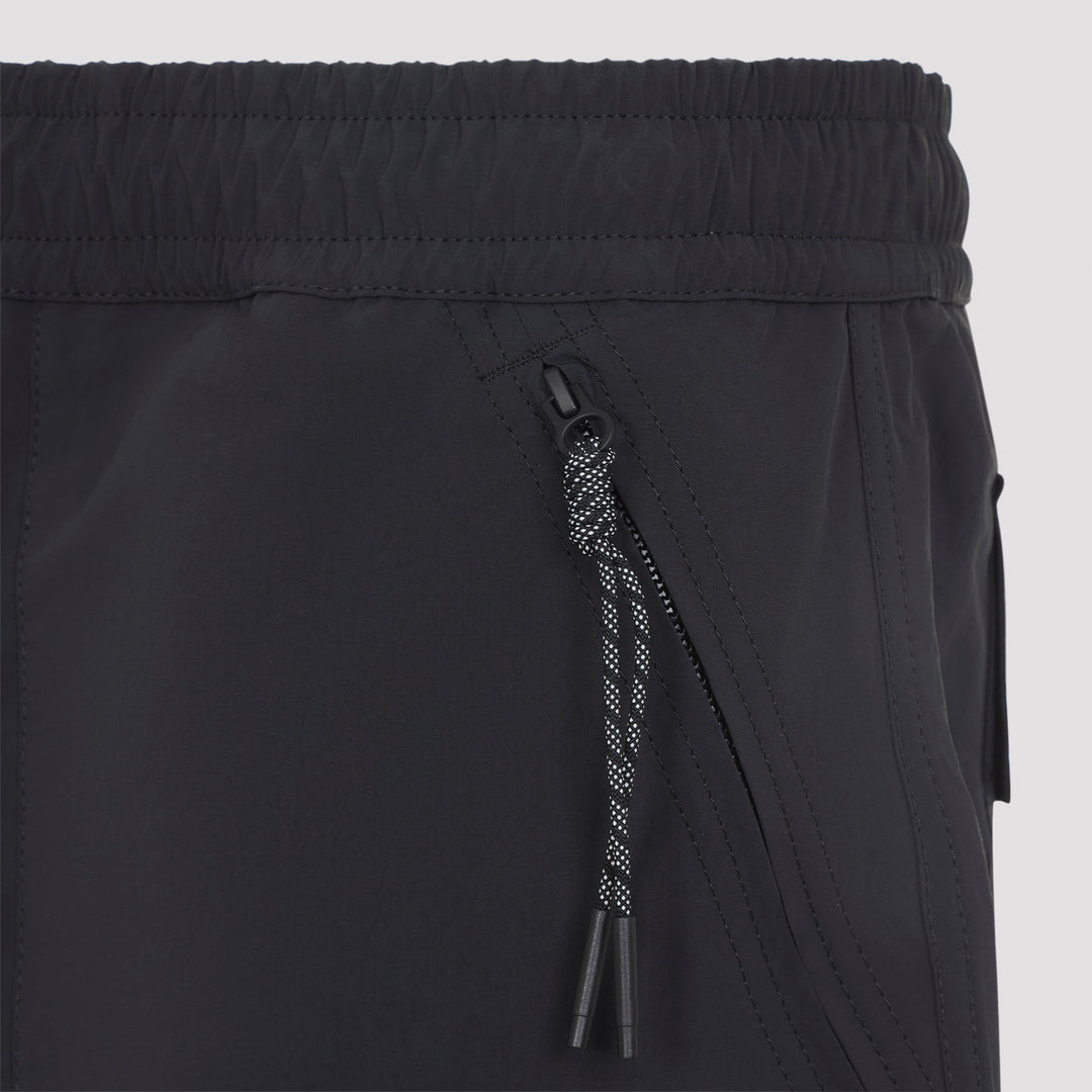 Moncler Grenoble Short - Nero | f5f8c2f0b559c93d9c8aeaddfcc7051aa876931d