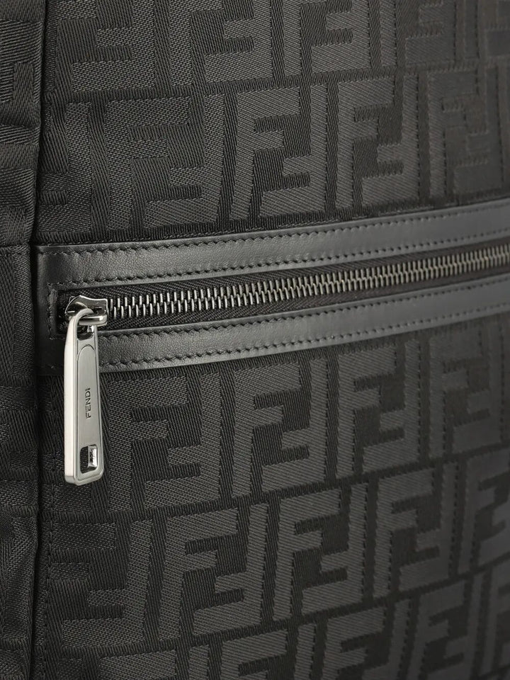 Fendi Zaini e Valigie - Nero | f4f5737a0188a1f4c23ebc5fbcaab663029bd6a5