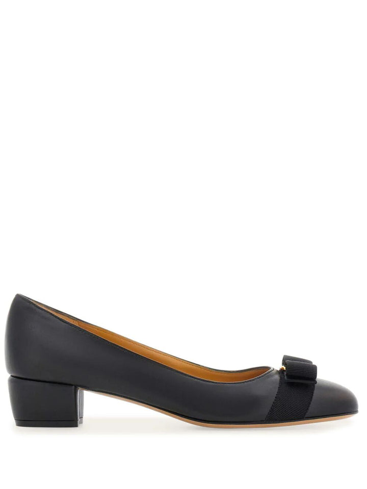 Ferragamo Decollete - Nero | 3a573aa6e6977954fb624b0cfd2d1add58952726