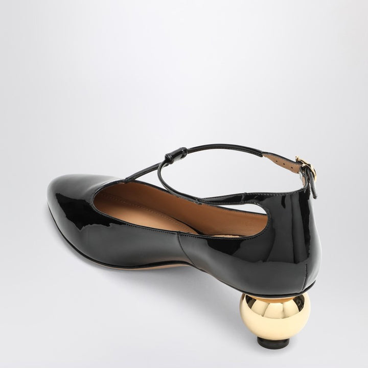 Ferragamo Apparel & Accessories - Nero | e7536965d89aecafec4fcdd60d3cdb85ffe5f4af