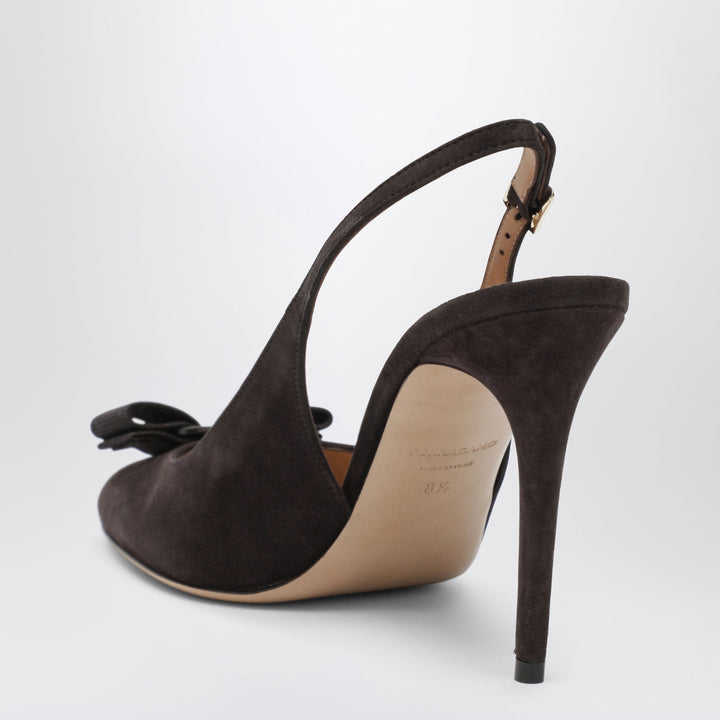 Ferragamo Apparel & Accessories - Marrone | f9aaa9638dfc80827bfca07463722e0d834ee545