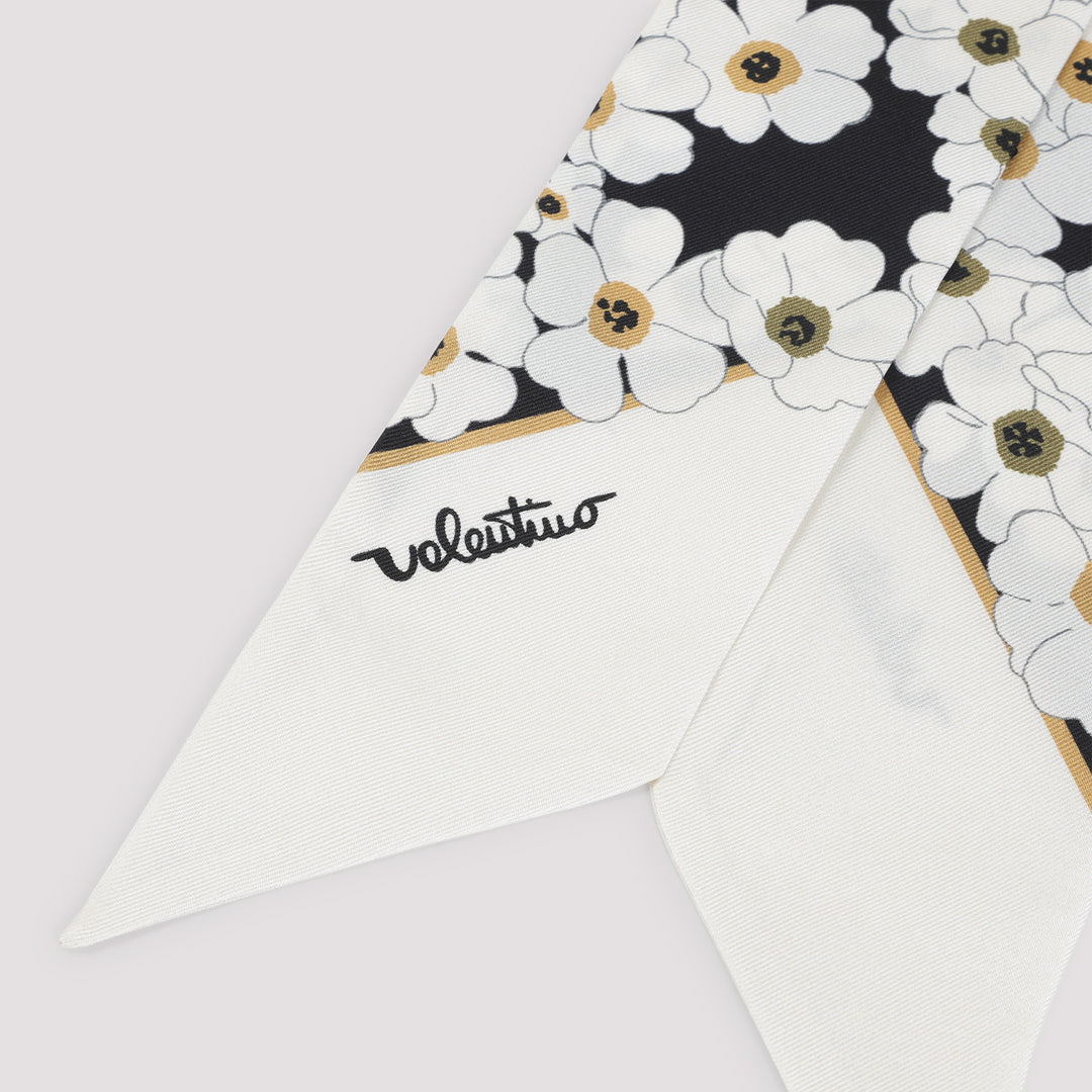 Valentino Garavani Scarves - Nero | c6c7e0e778cac0ed6f1a5bc5004f7d662db109b6