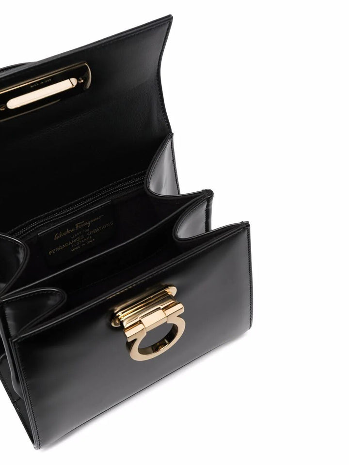Ferragamo Totes - Nero | 29813320c52e76d6f73c07e292f9463a34e7ae64
