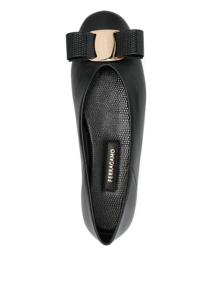 Ferragamo Ballerinas - Nero | b536728a4dd5fea991975673302cb9e858962b21