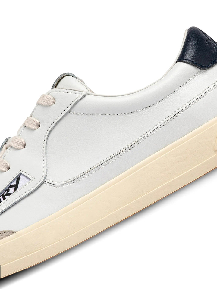 Autry Sneakers - Bianco | 82cb75939201d285a0bf1653cd988a309f8aebe8
