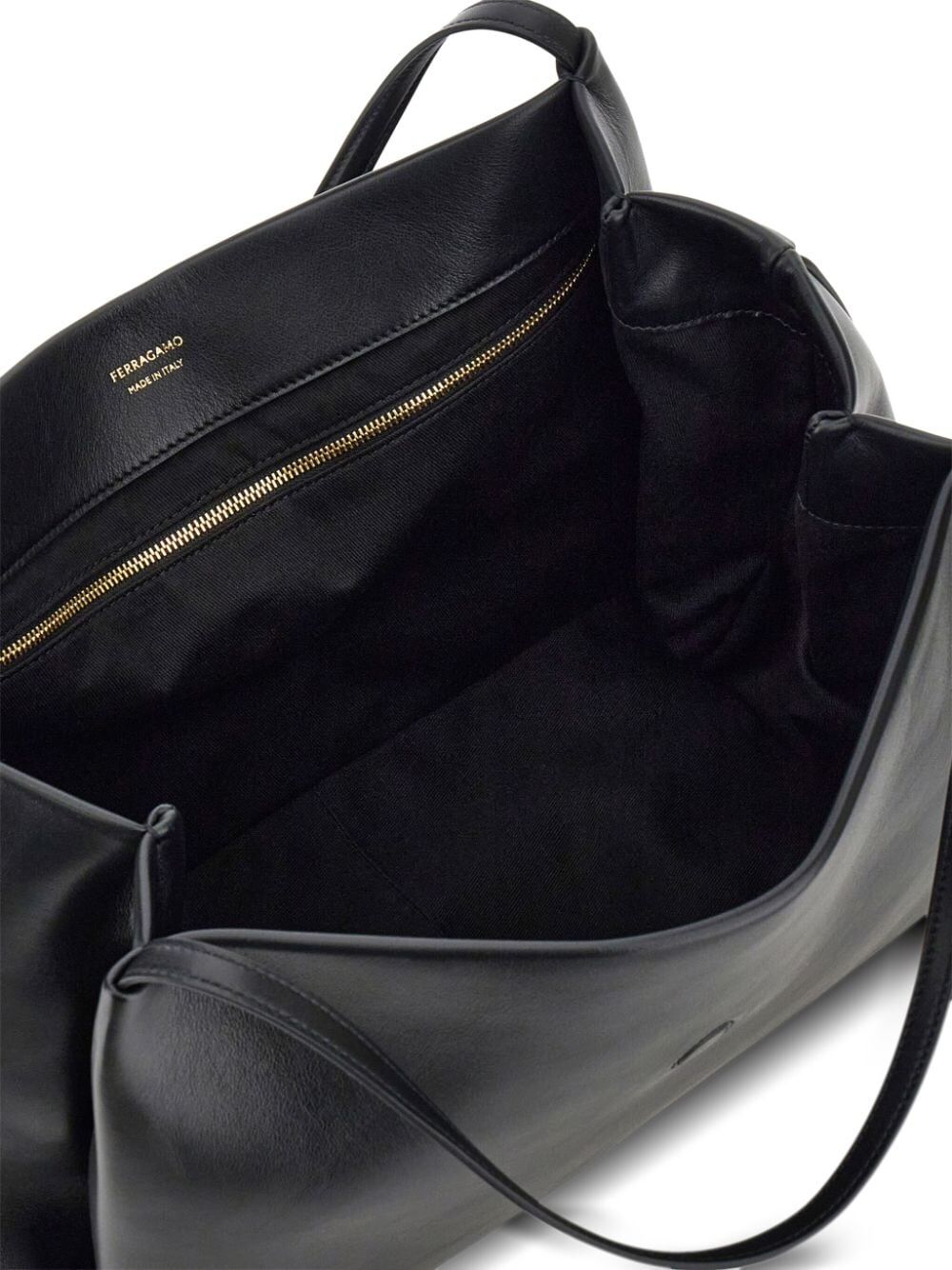 Ferragamo Borse a Spalla e Tracolla - Nero | 57c564054c0ef11feeadf5b39a994decadf96ac2