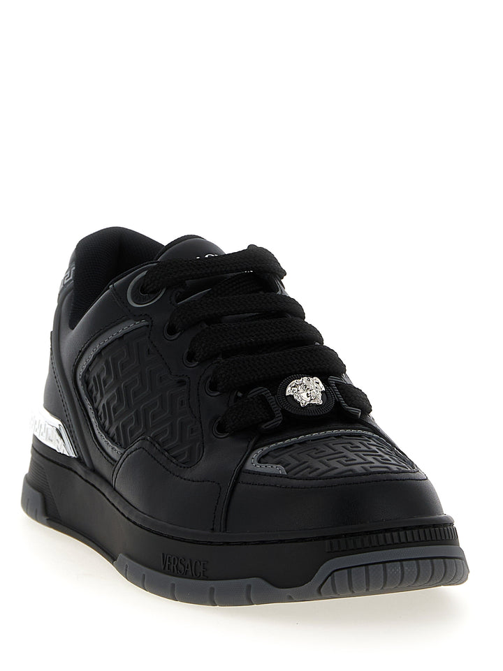 Versace Biggie Basket Sneakers - Nero | 6a51185789e174f8b28a6893df88372934f57a6c