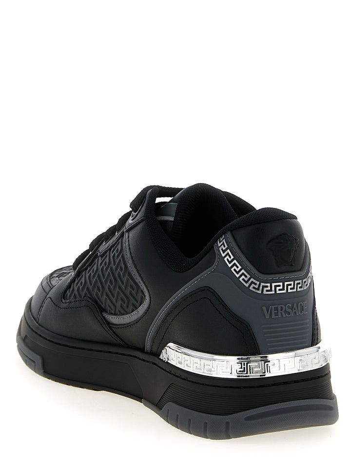 Versace Biggie Basket Sneakers - Nero | dc0255b10407432fb571196292af985592446bd1