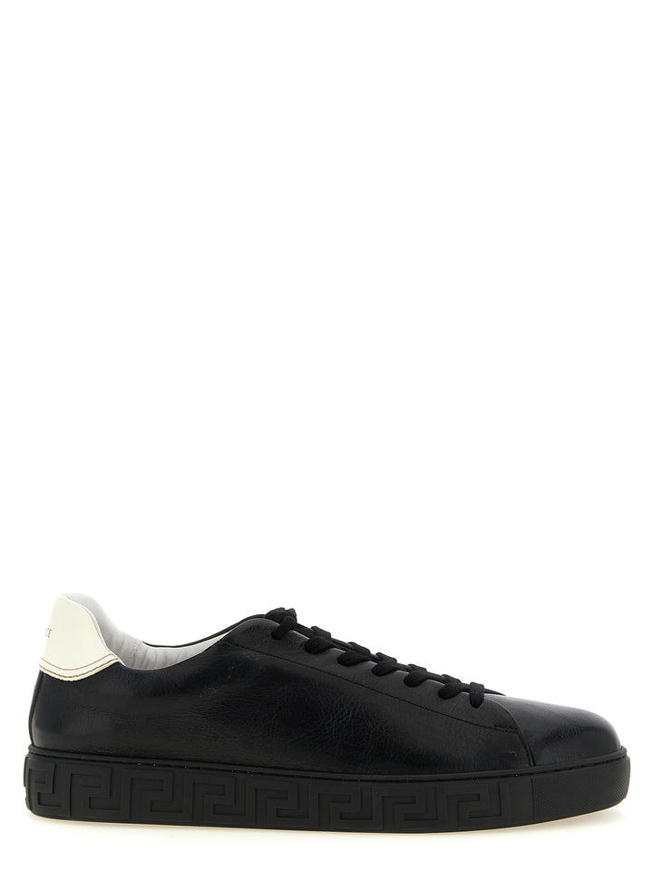 Versace Greca Sneakers - Bianco/Nero | d457e67de8634f284f76393780462489bdbe84ff