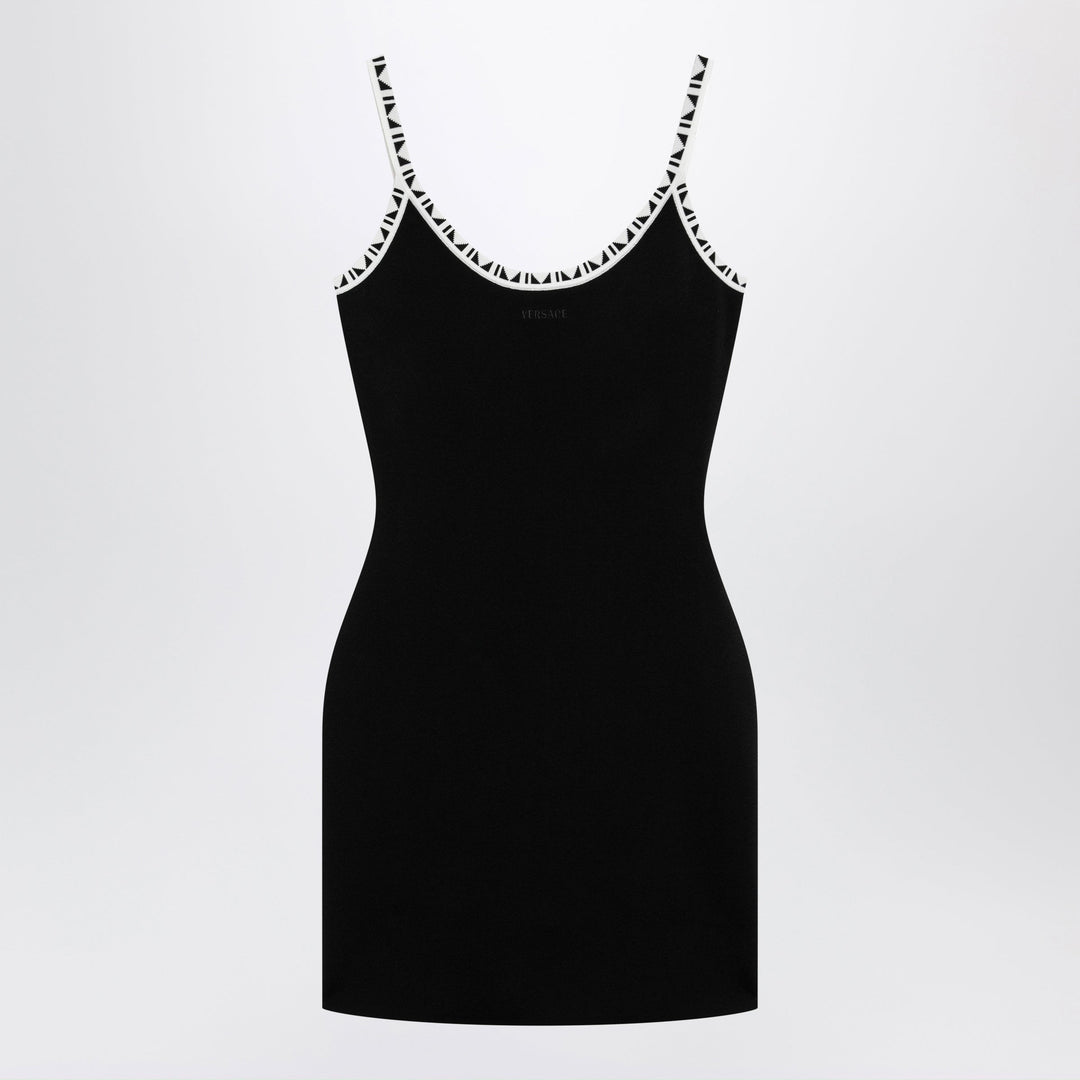 Versace Apparel & Accessories - Nero | b380a222263b29fde3a8ee8a62ee122c5abc0787