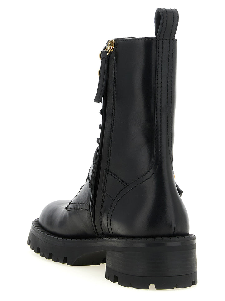 Versace Ankle Boots With Buckle Stivali e Stivaletti - Nero | dd0f79bb7435472da30d4344971a47b9ca7fb7d7