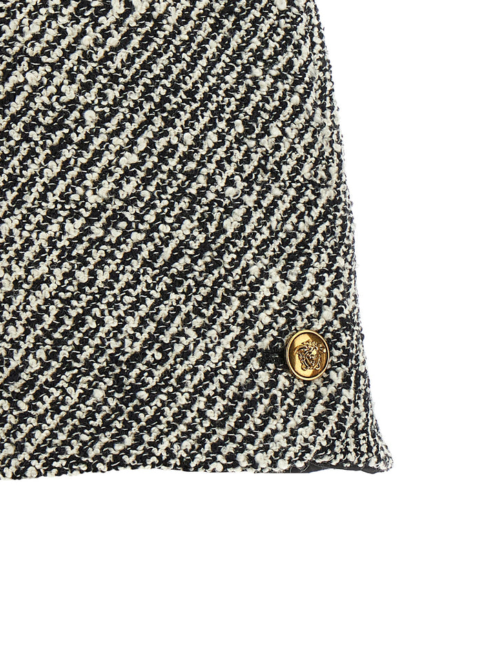 Versace Bouclé Wool Shorts Bermuda e Short - Bianco/Nero | 9295e082add825e873638c5889154d164c31e59a