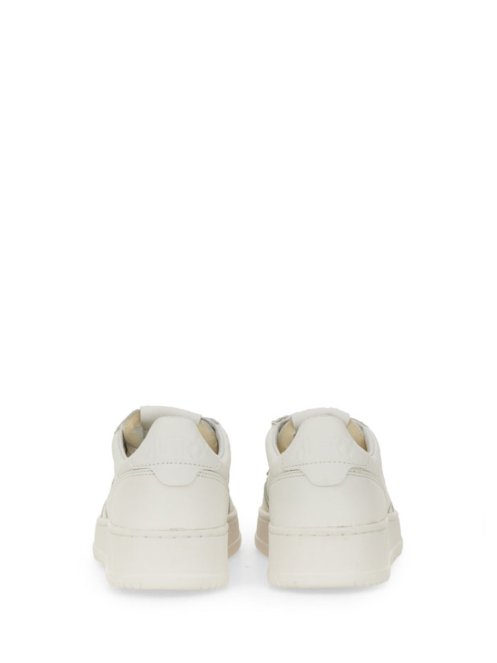 Autry Sneakers - White | 5aaad392fa3f0f6fa96feba7b44a61e6e7724bbb