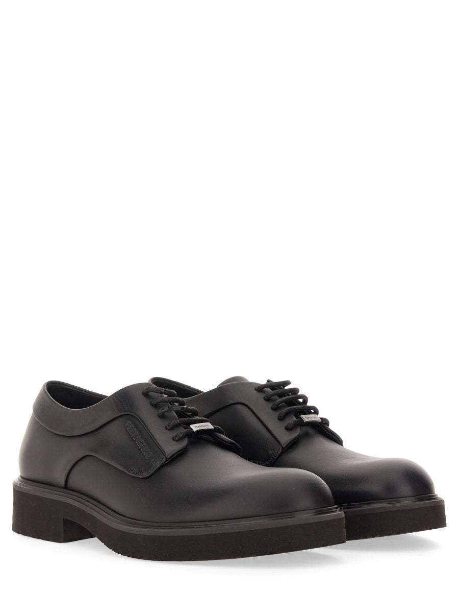 Ferragamo Scarpe Basse - Nero | Wanan Luxury