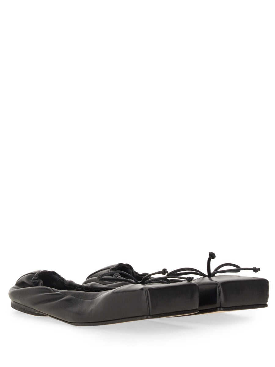 Jacquemus Scarpe Basse - Nero | Wanan Luxury