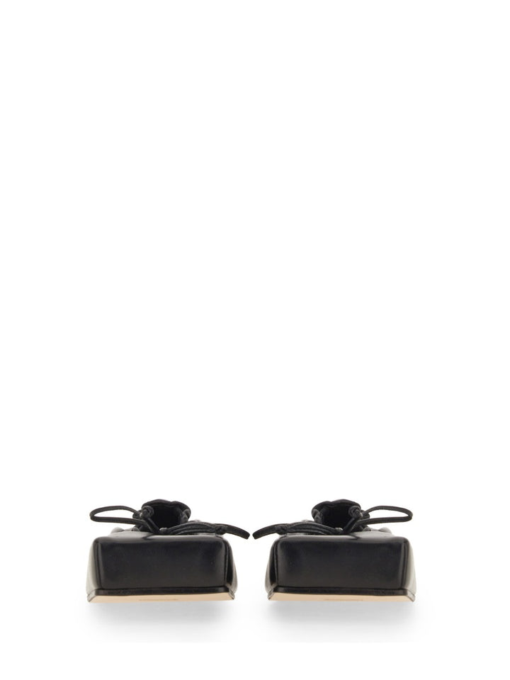 Jacquemus Scarpe Basse - Nero | Wanan Luxury
