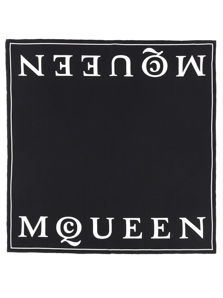 Alexander Mcqueen Sciarpe e Guanti - Black | 525c24bfc83d796d3656154d10dea9302ad2f050