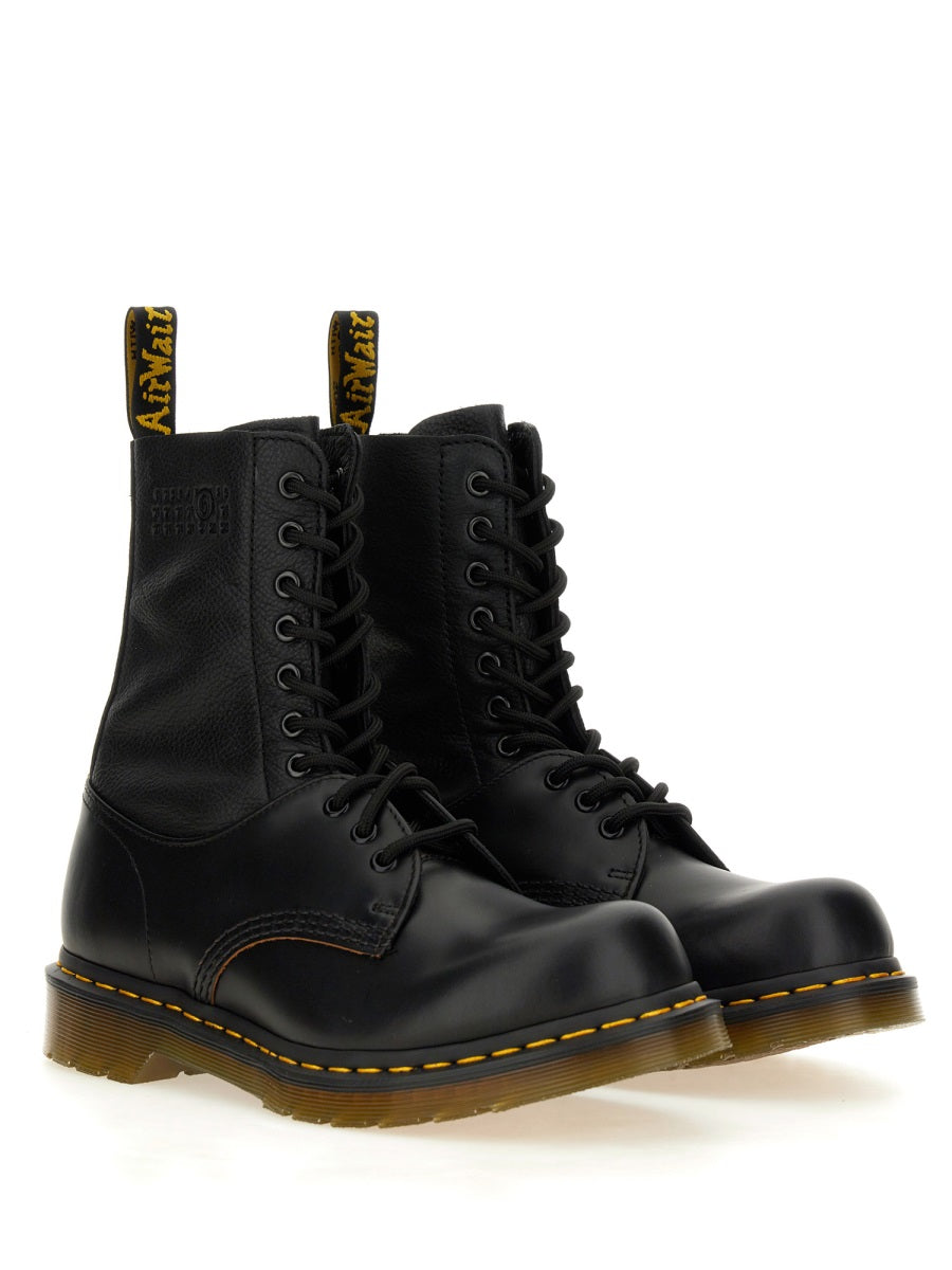 MM6 x Dr. Martens Stivali - Nero | Wanan Luxury