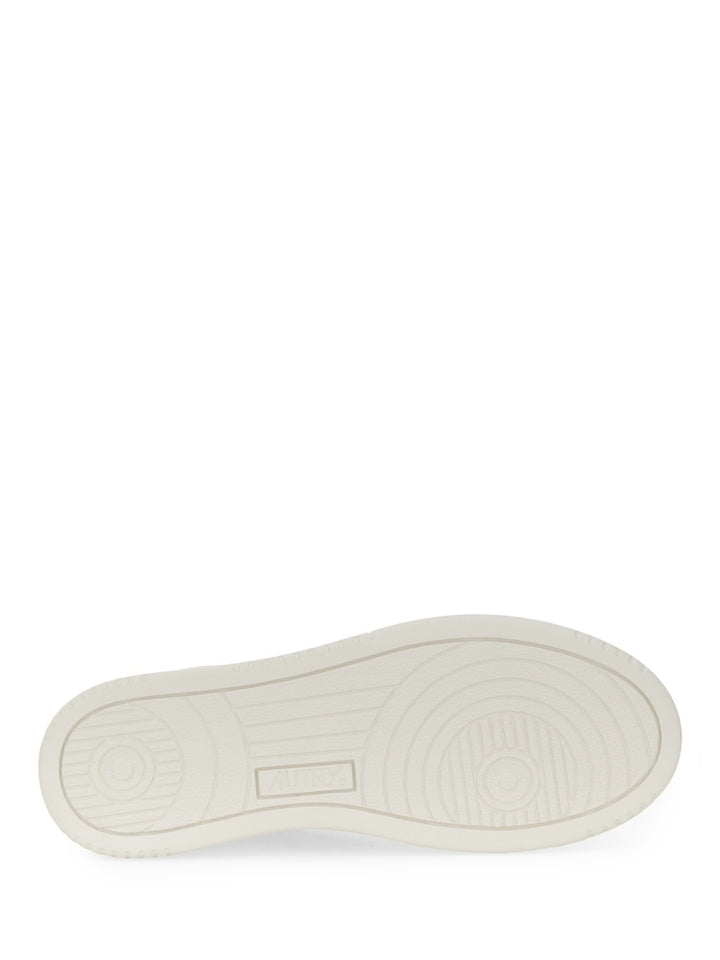 Autry Sneakers - White | 25123d9e2526ed39eb741f11a383ad5ba16e6cba