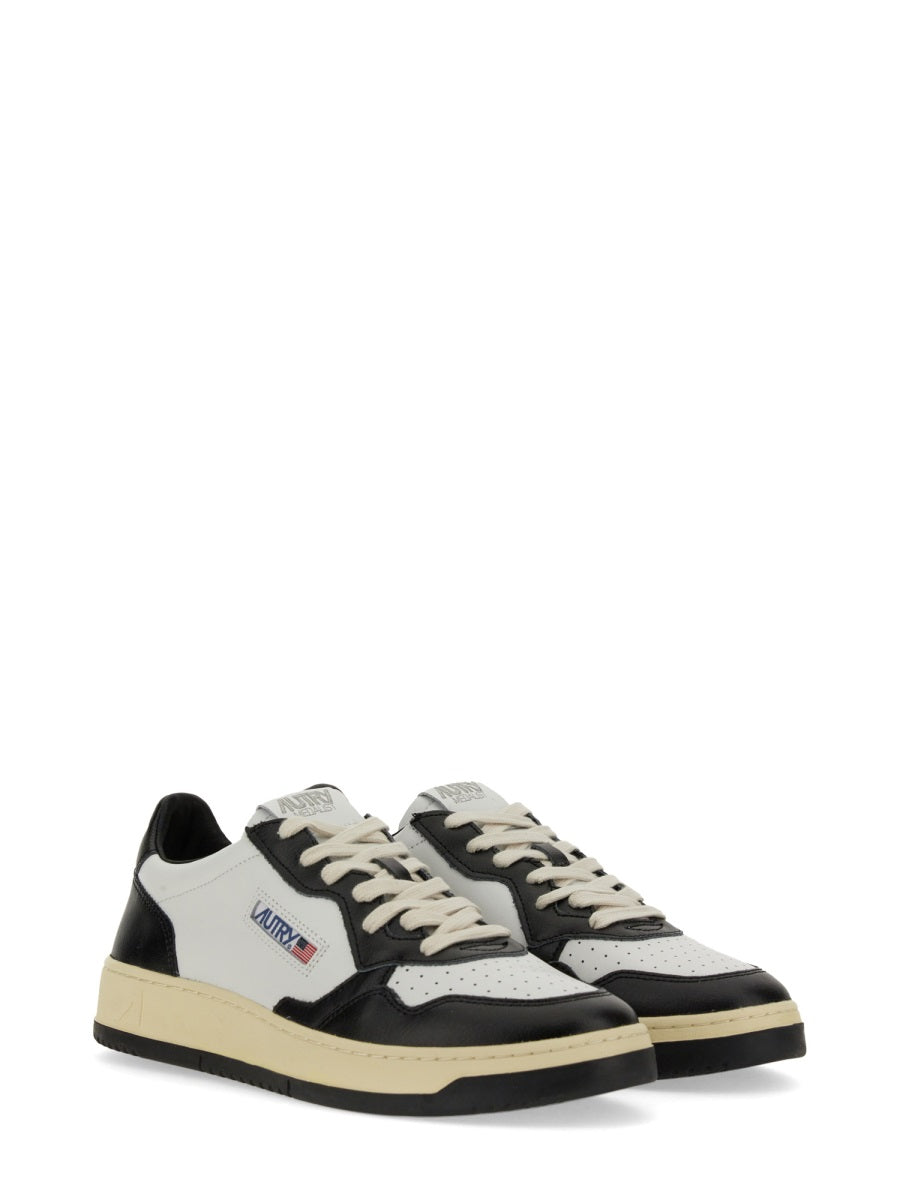 Autry Sneakers - Black | dd60d24b385dbed06ec39f3ce7ef96801d832f57