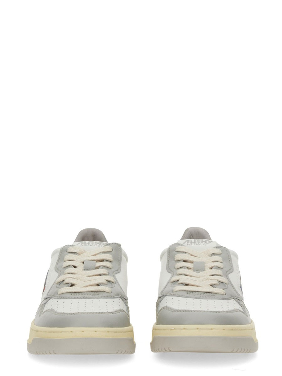 Autry Sneakers - White | 655c7ff4f60c53928b63a9b47b648d2d488789a6