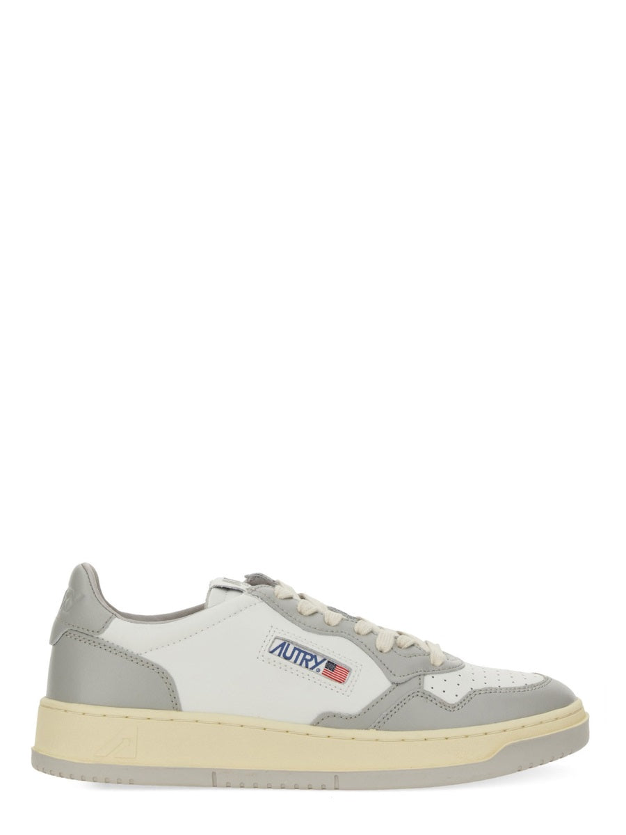 Autry Sneakers - White | 2fa795d3f8c3a2c532a670b7709bf54cf246f125