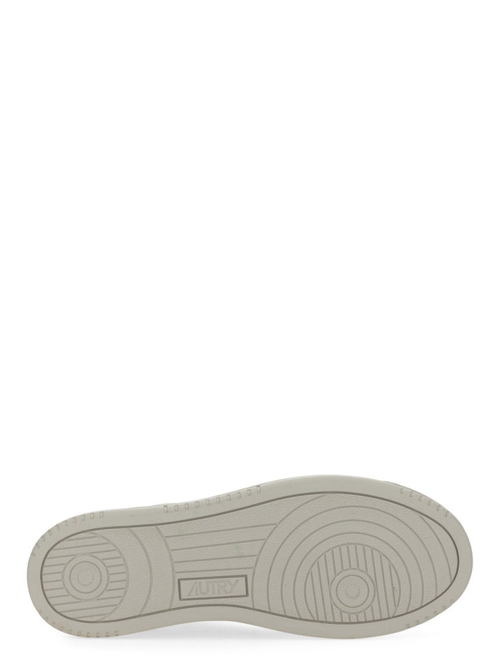Autry Sneakers - White | 4b334a397362dcdee5f6e35685a10e717ff9bc6d