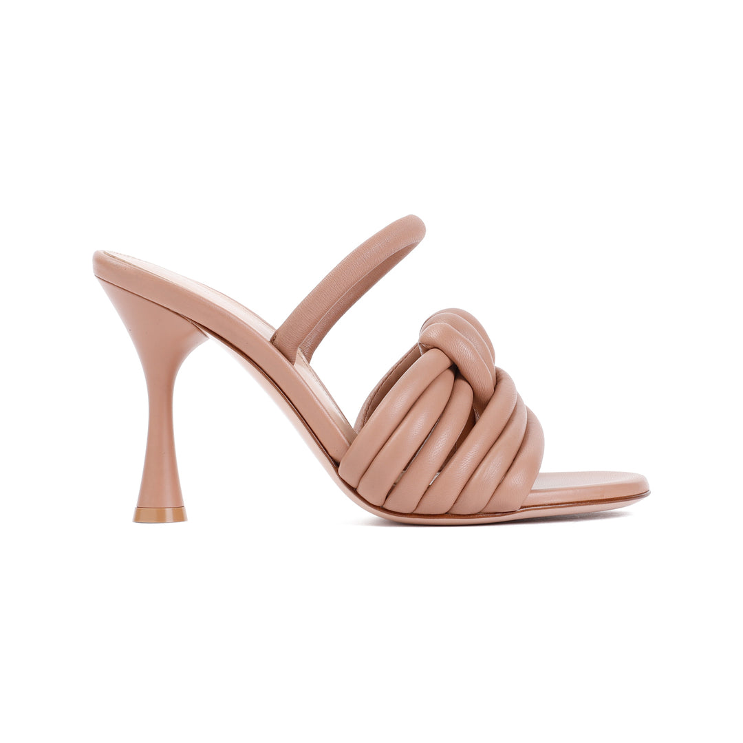 Gianvito Rossi Sandali - Nude & Neutrals | 113fee451de72eecc63ac3a951cbab5ffe547810