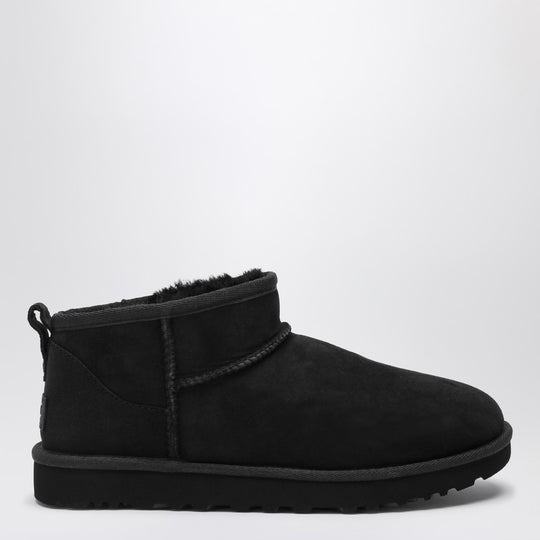 Classic Ultra Mini Black Boot