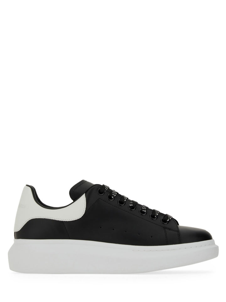Alexander McQueen Sneakers - Nero | Wanan Luxury