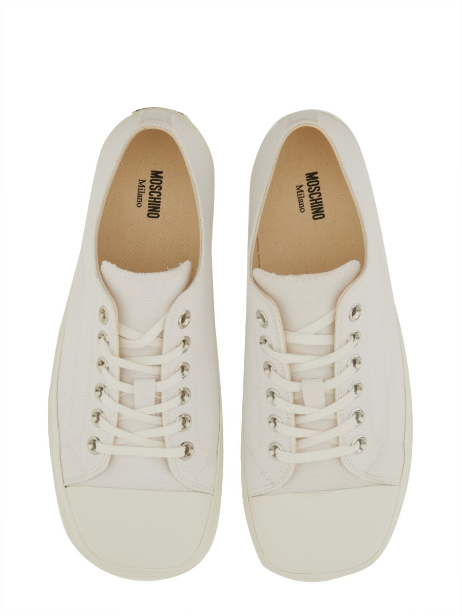 Moschino Sneakers - Bianco | Wanan Luxury