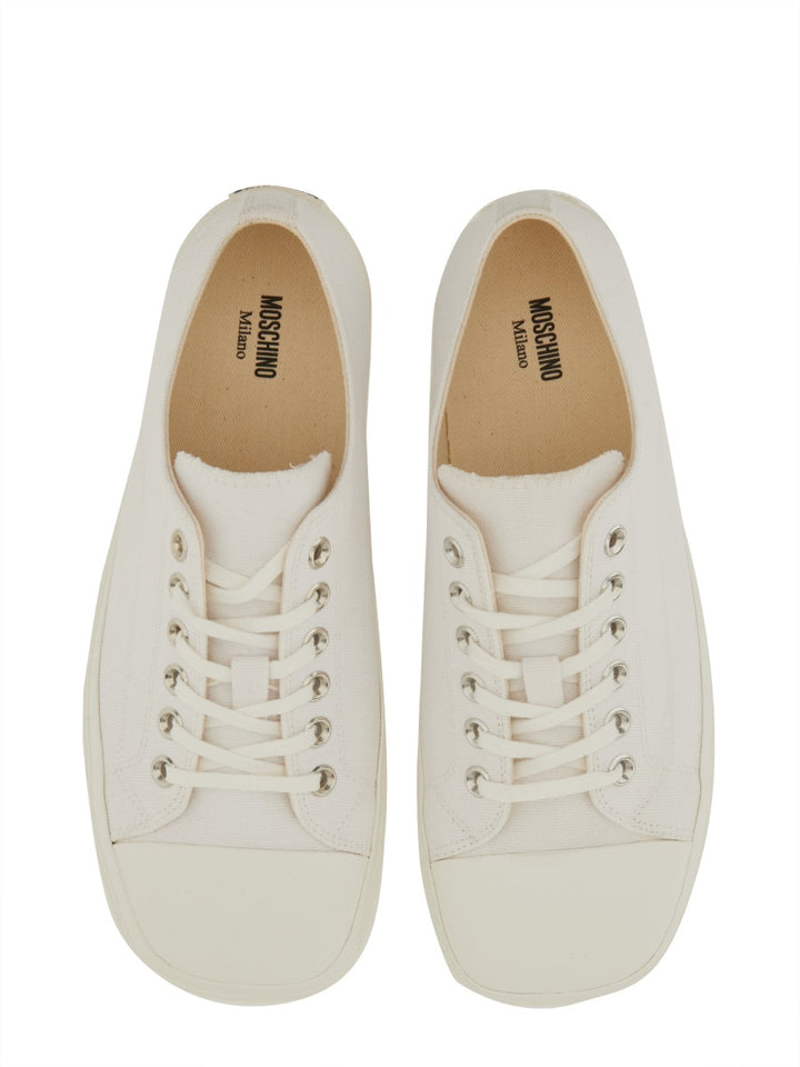 Moschino Sneakers - Bianco | Wanan Luxury