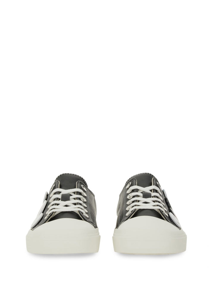 Moschino Sneakers - Nero | Wanan Luxury