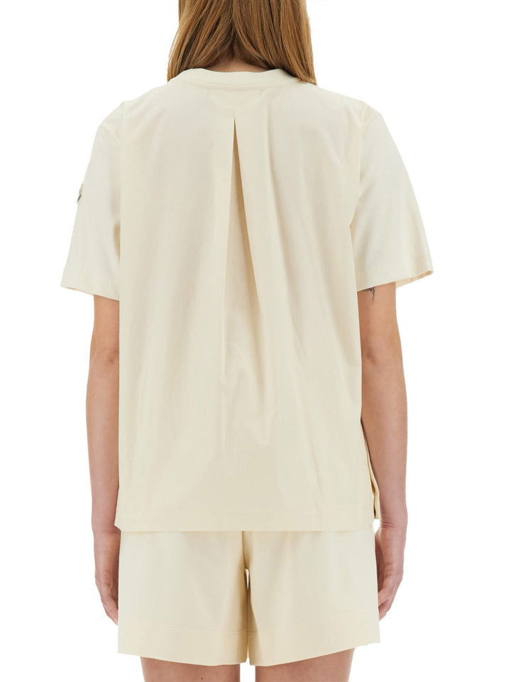 Moncler T shirt - Ivory | 3ea9896c409f650a8e931550008190e6da1f994a