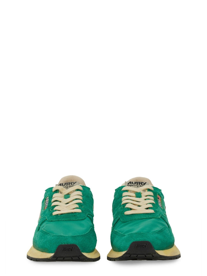 Autry Sneakers - Verde | Wanan Luxury