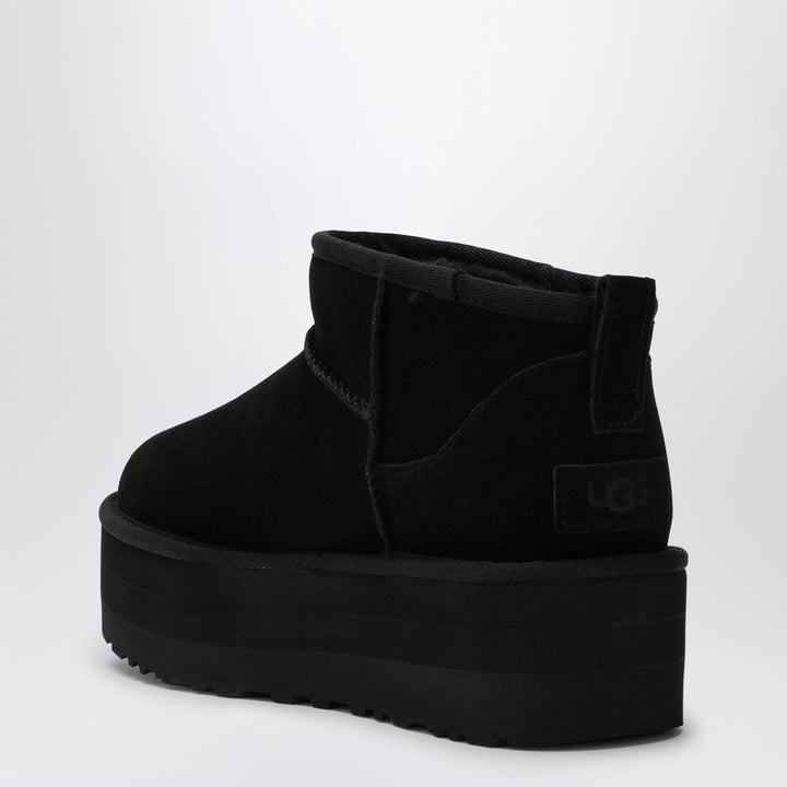 Ugg Scarpe - Nero | d2f2e8dfd5f5ad0f6163ff183ad501c24cfcc78f