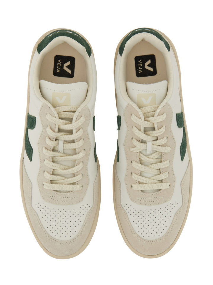 Veja Sneakers - White | 5e475674a36b81e7389e039e93b9bc86490cac80