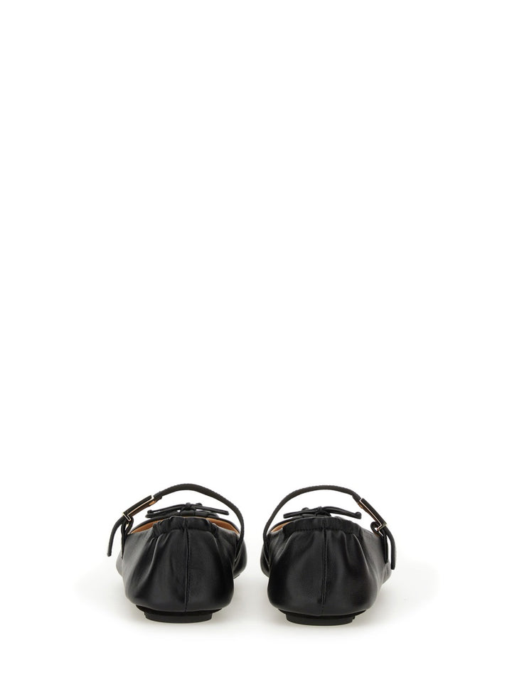 Fendi Scarpe Basse - Nero | Wanan Luxury
