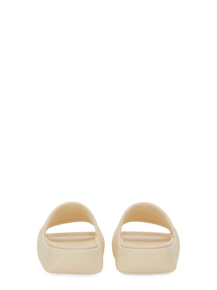 Moncler Scarpe Basse - White | f1db2c3685a102bcae91ad3dc69644c7a0639cce