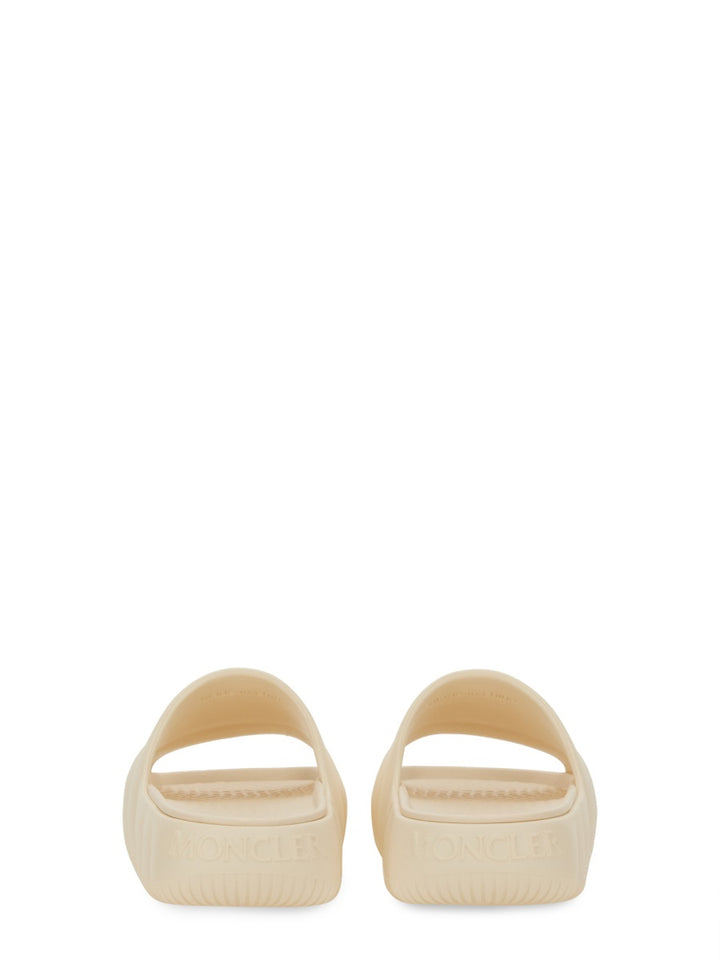 Moncler Scarpe Basse - White | f1db2c3685a102bcae91ad3dc69644c7a0639cce