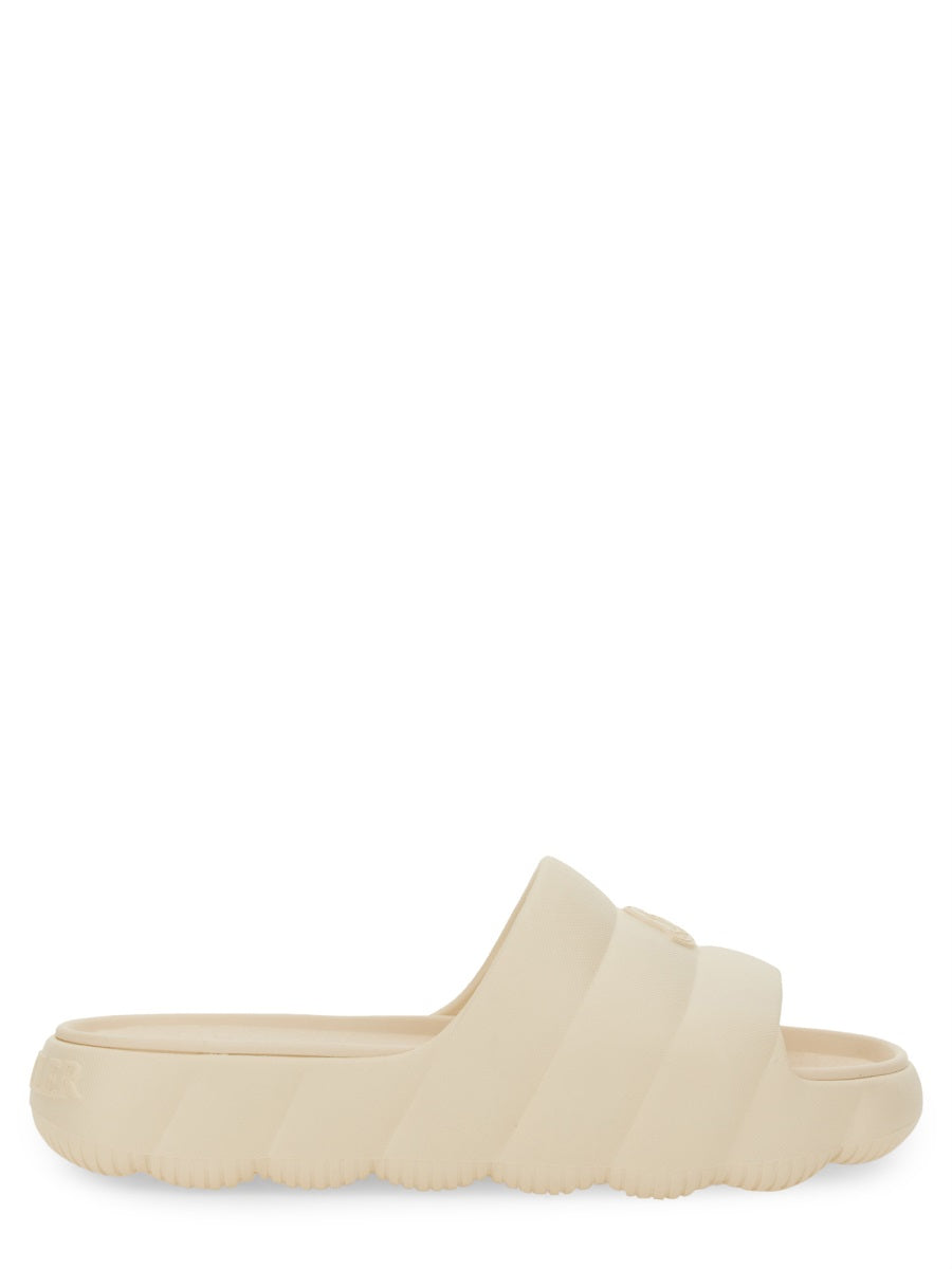 Moncler Scarpe Basse - White | 6e8b4e62860402fa46df9ffdfea7be3a897db037
