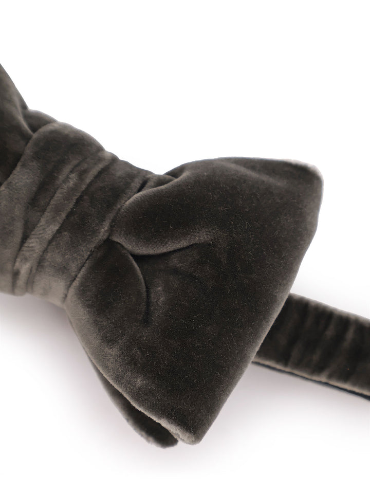 Tom Ford Ties - Blacks and greys | af2512c10274e00769de7e18f8eb4562e56bea5d