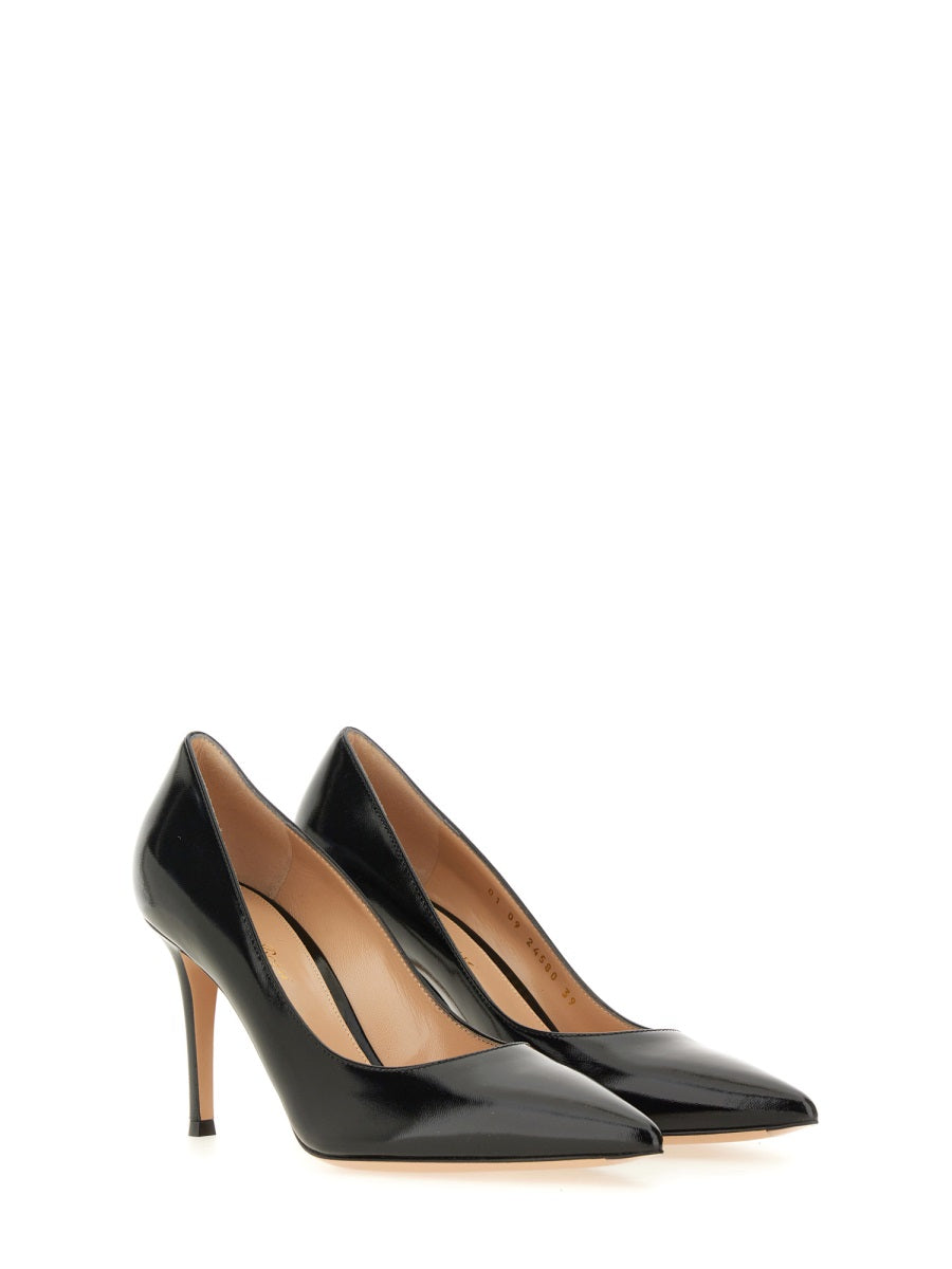 Gianvito Rossi Decollete - Nero | Wanan Luxury