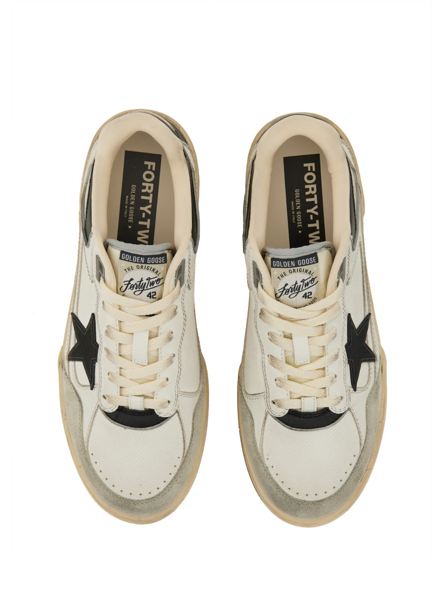 Golden Goose Sneakers - Bianco | Wanan Luxury