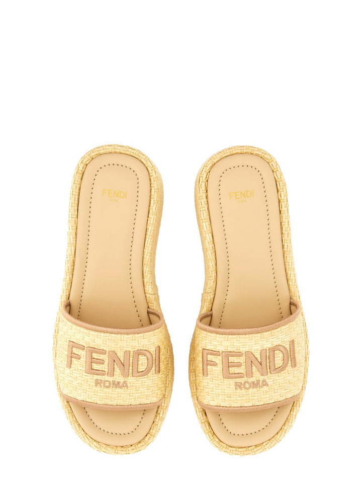 Fendi Sandali - Beige | Wanan Luxury