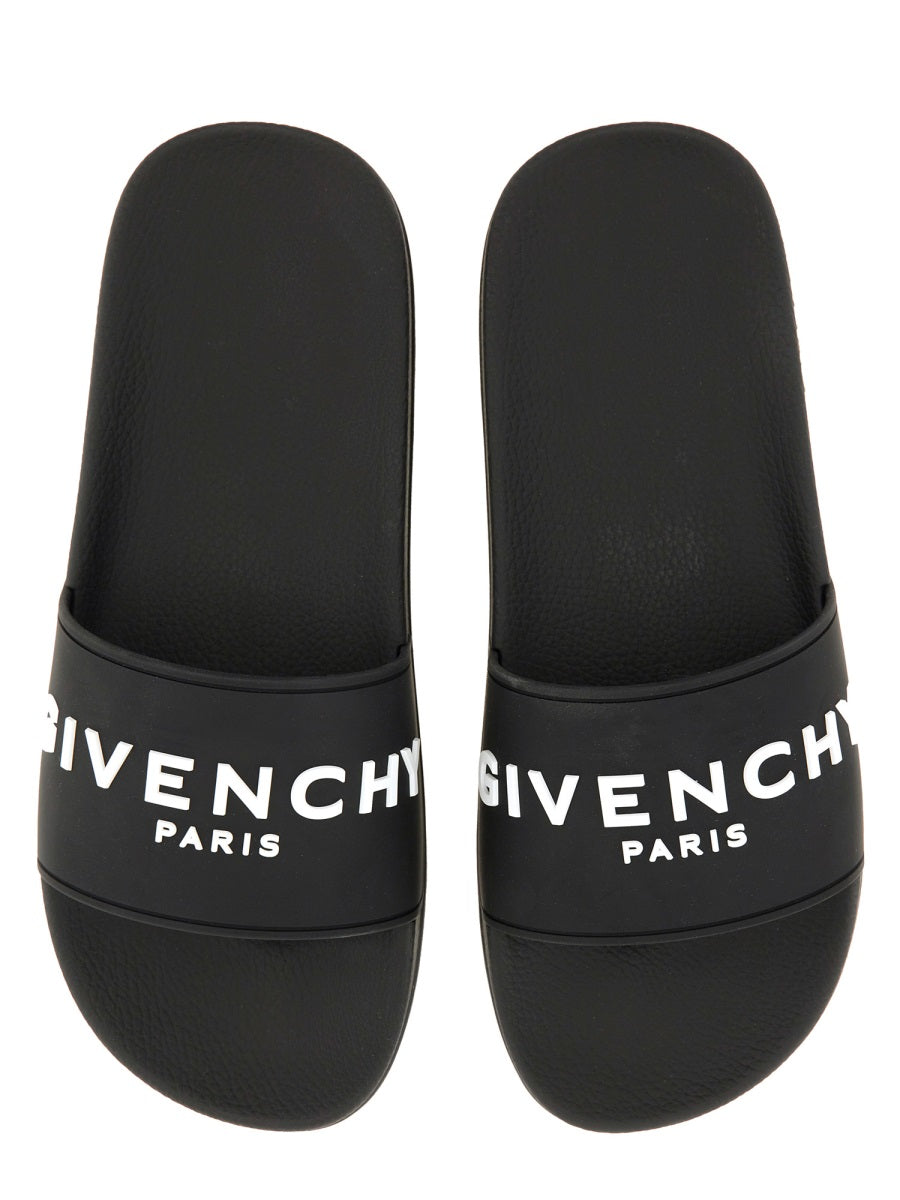 Givenchy Scarpe Basse - Nero | Wanan Luxury